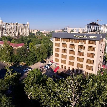 Megapolis Hotel ชุมเกนท์ ภายนอก รูปภาพ