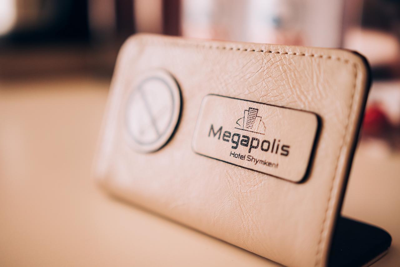 Megapolis Hotel ชุมเกนท์ ภายนอก รูปภาพ