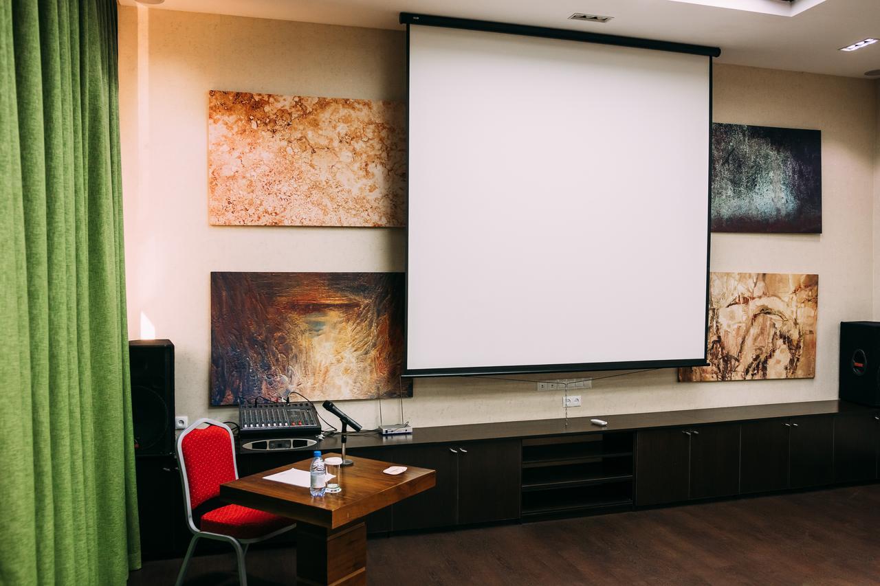 Megapolis Hotel ชุมเกนท์ ภายนอก รูปภาพ